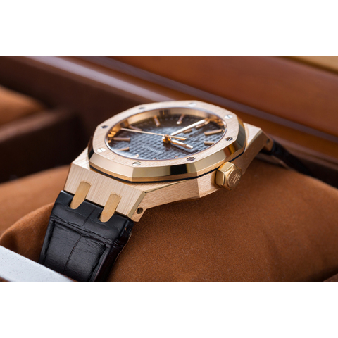 爱彼Audemars Piguet-Royal Oak皇家橡树系列 15450OR.OO.D002CR.01 自动机械表