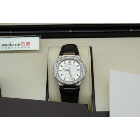 百达翡丽Patek Philippe-Nautilus系列 7010G-001 女士石英表