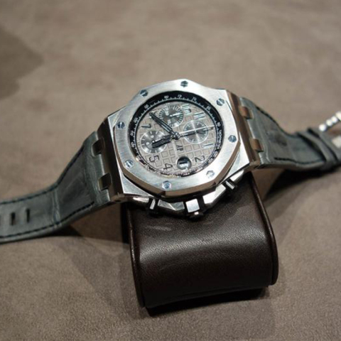 爱彼Audemars Piguet-Royal Oak Offshore皇家橡树离岸型系列 26470ST.OO.A104CR.01 自动机械男表